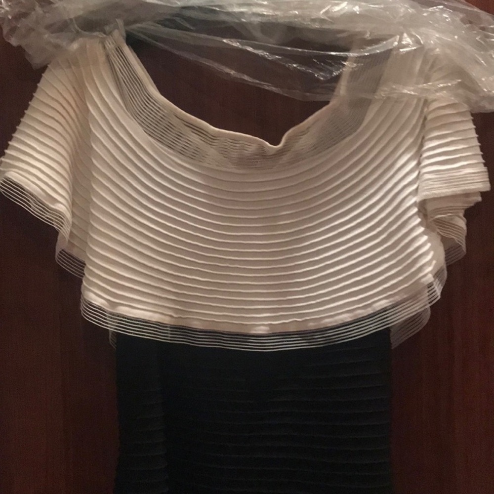 Classy elegant dress - Picture 4 of 6
